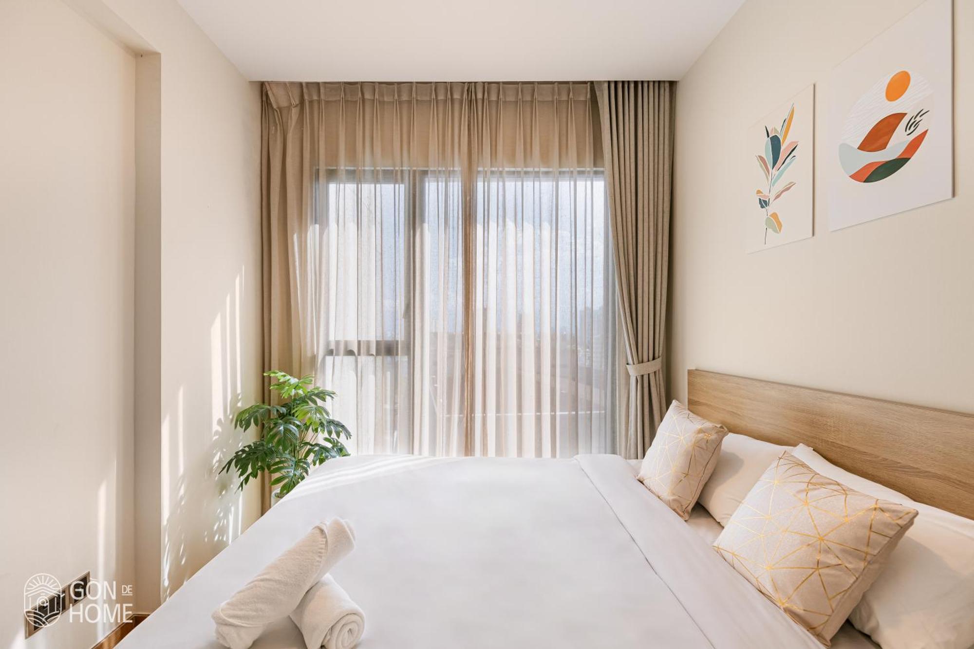 Two-Bedroom Apartment City View