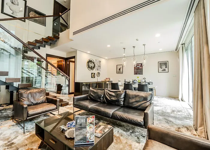 Modern Sky Villa - Central District 3 - Free Pool And Gym 1-4Brs